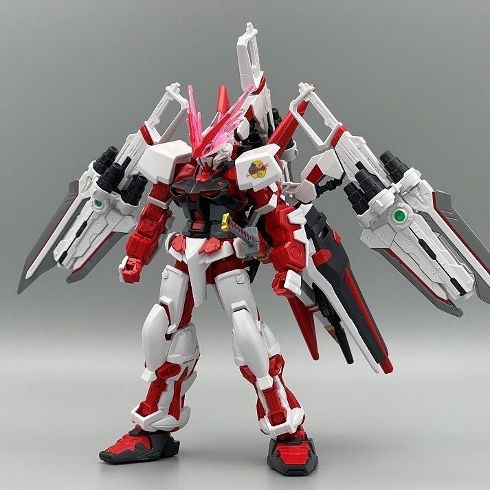 Astray Red Frame Gundam Assemb - Model Kit Robot recension och pris