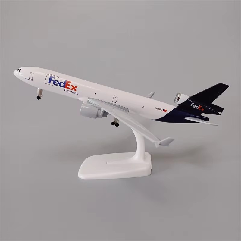 Airplane Model 20cm Air Fedex  - Model Kit Simulator recension och pris