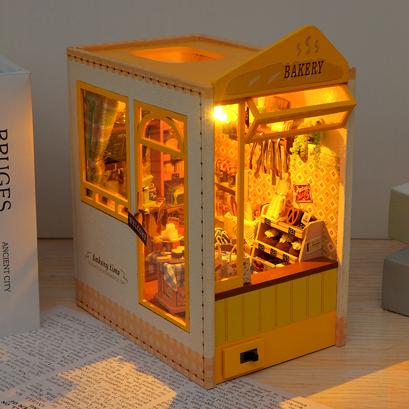 DIY Wooden Book Nook Insert Sh - Model Kit Japan Shop recension och pris