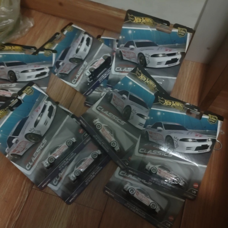 Hot Wheels Premium Diecast Car - Model Kit Nissan Skyline recension och pris